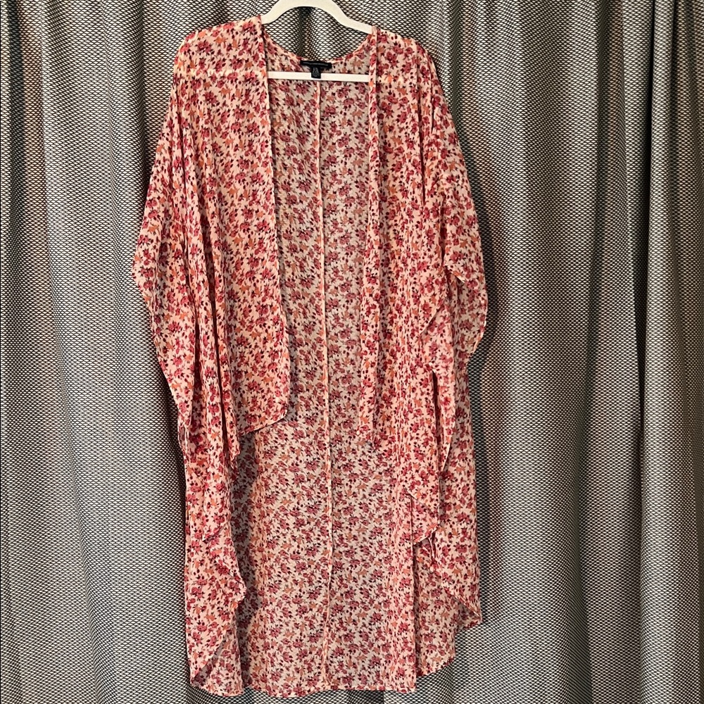 American Eagle Outfitters Floral Kimono